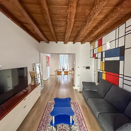 Apartman & Charme In Un Palazzo Storico Di *