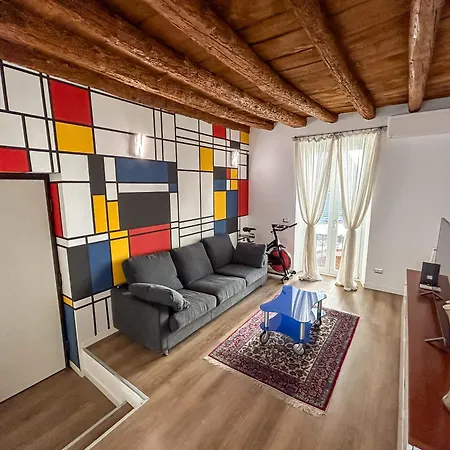 Apartment & Charme In Un Palazzo Storico Di