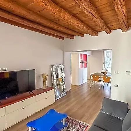 Lägenhet & Charme In Un Palazzo Storico Di