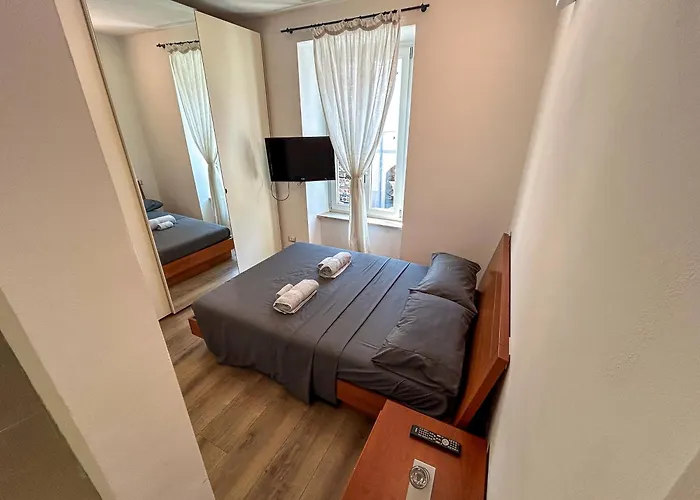 & Charme In Un Palazzo Storico Di Apartman *