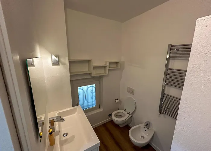 & Charme In Un Palazzo Storico Di Apartman Bergamo