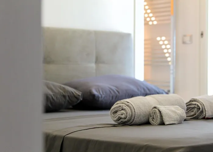 & Charme In Un Palazzo Storico Di Bergamo