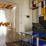 & Charme In Un Palazzo Storico Di * بيرغامو