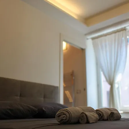 Apartment & Charme In Un Palazzo Storico Di Bergamo