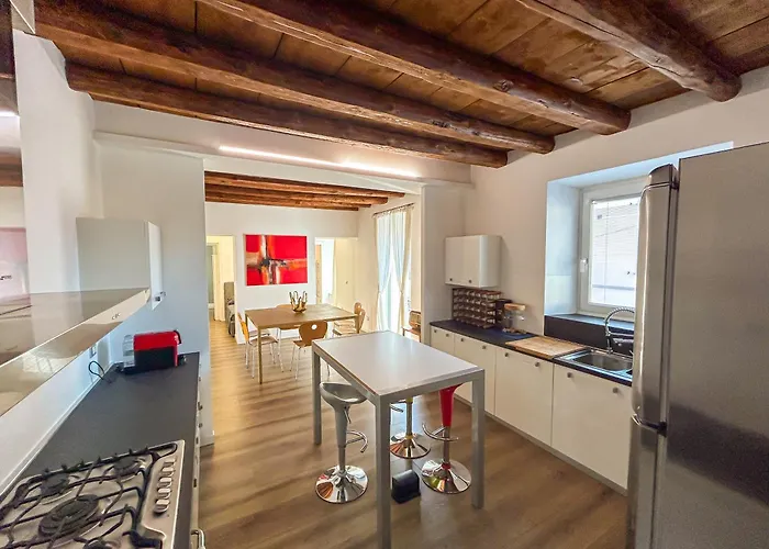 & Charme In Un Palazzo Storico Di Apartment *